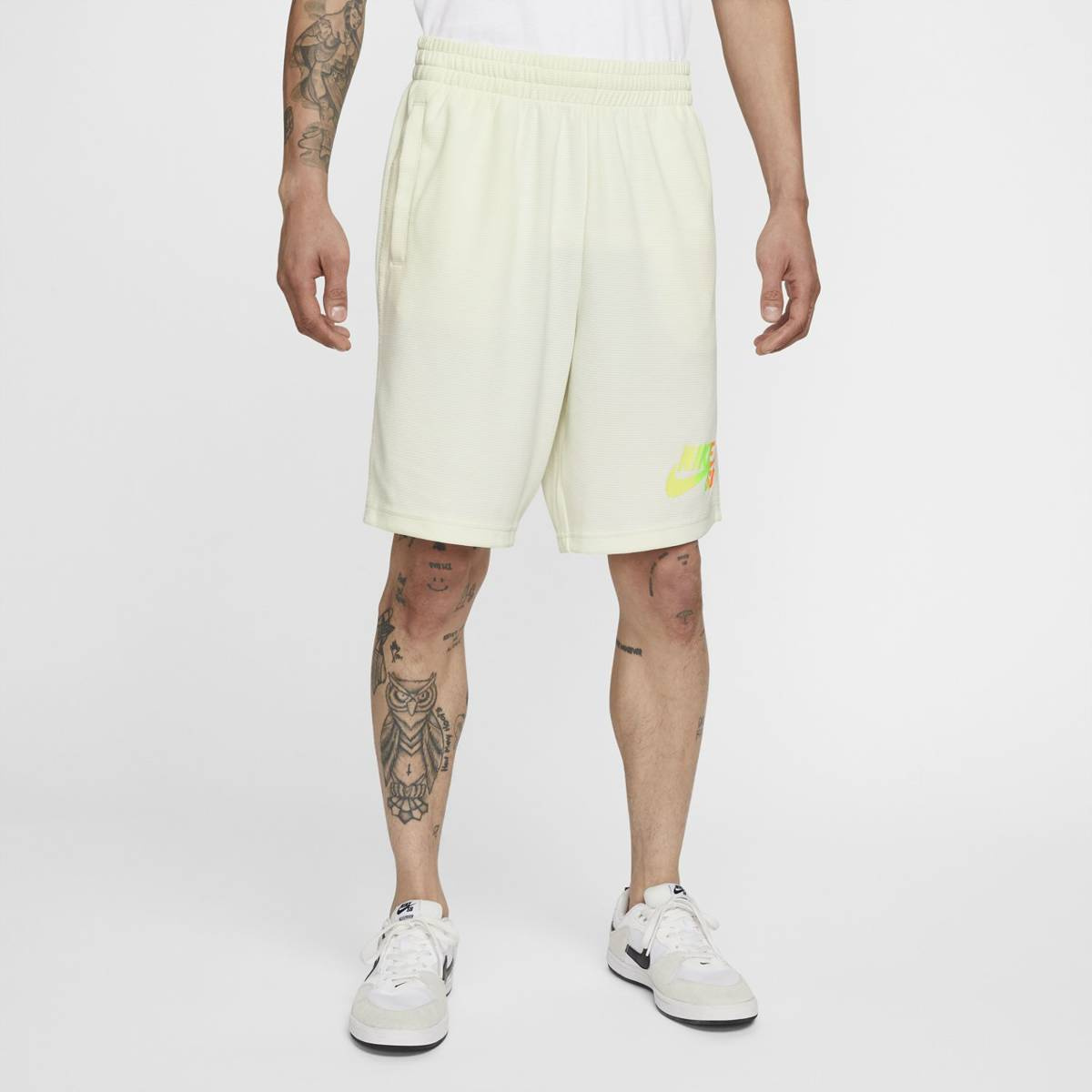 Nike Sb Novelty Short White white | Clothes \ Shorts SALE \ Sale 50% ...