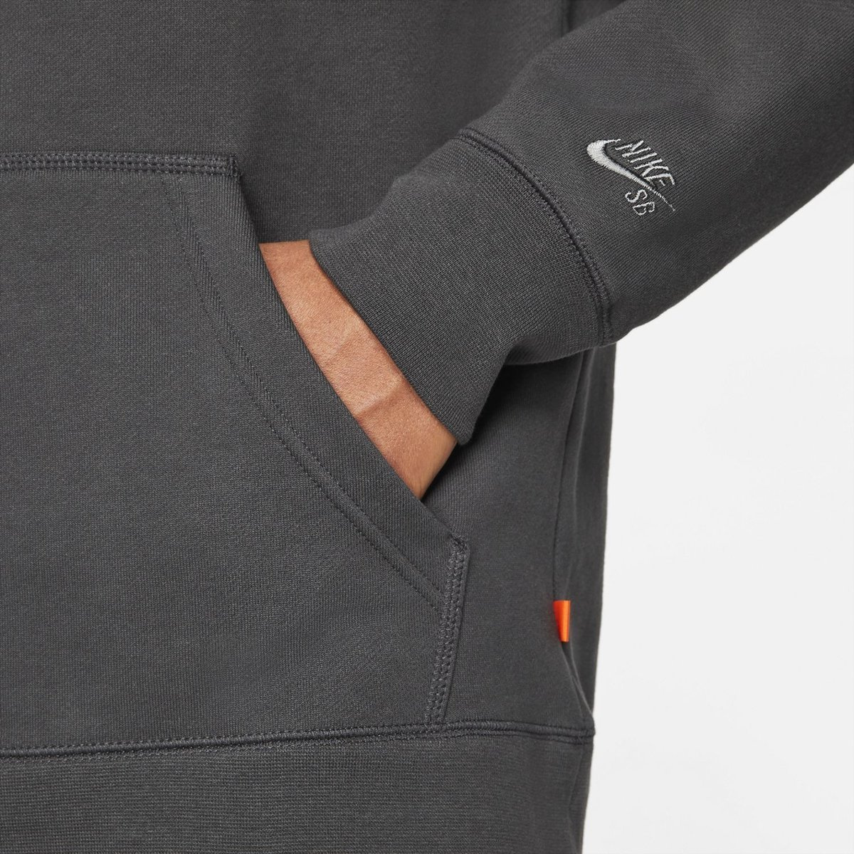 nike SB HOODIE ISO DK SMOKE GREY/SMOKE GREY szary SALE \ Sale 50 70 \ Sweatshirts/Hoods