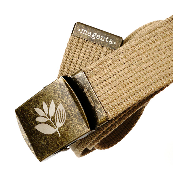 magenta plant clip belt beige