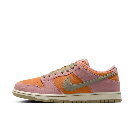 Nike SB Dunk Low Pro