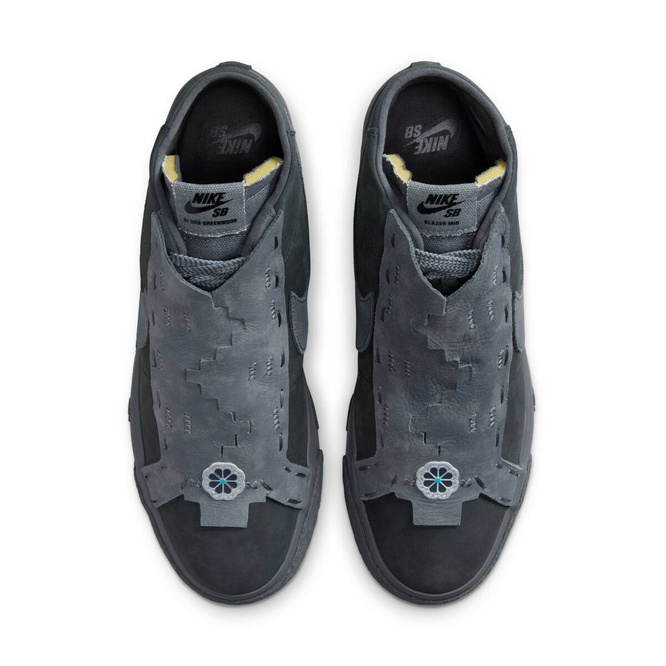 Nike SB Zoom Blazer Mid QS