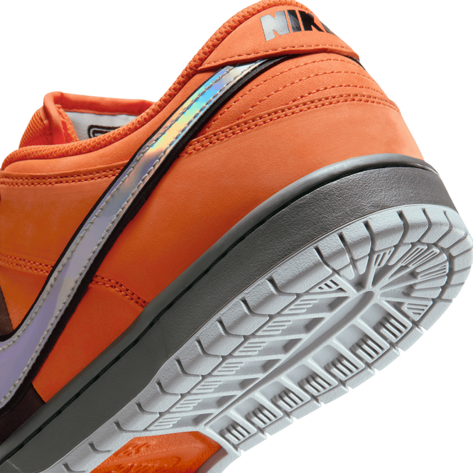 Nike SB Dunk Low Pro Muni Fast Pass