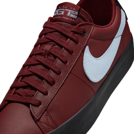 shoes Nike SB Zoom Blazer Low Pro 