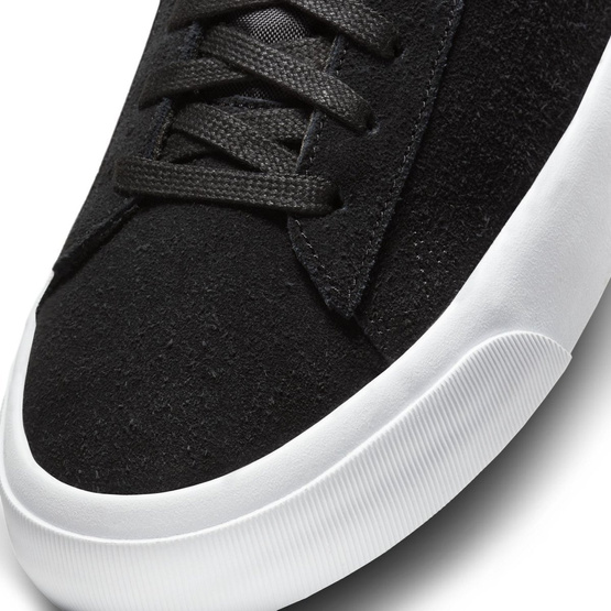 shoes Nike Sb Zoom Blazer Low Pro Gt Black/white-black-gum Light Brown