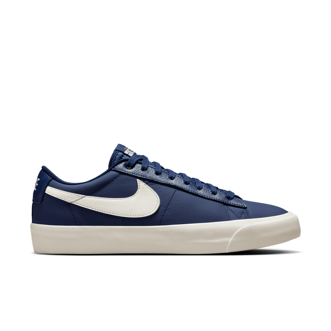 Nike SB Blazer Low Pro GT