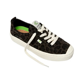 Cariuma OCA Low (Black Jaguar/White)