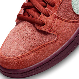 Nike SB Dunk Low Mystic Red Rosewood