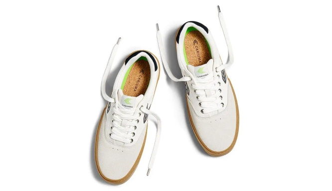 Cariuma Naoica PRO (White/Off White/Black)