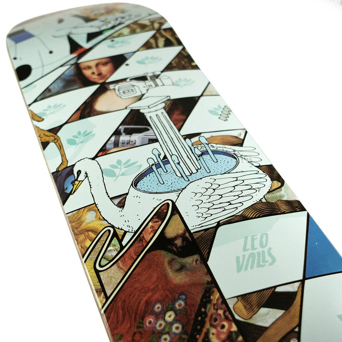 Magenta Leo Valls museum board 