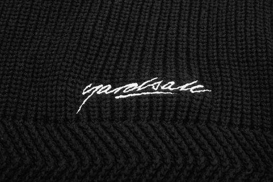 Sweter Yardsale Arrow Knit (Black)