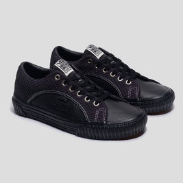 Vans Skate Lampin x Pass-Port  (Black/Purple)