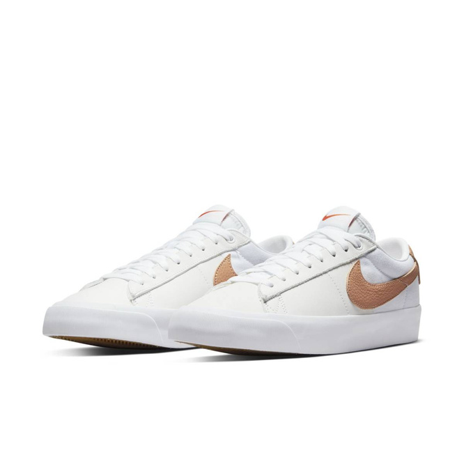 Buty  Nike Sb Zoom Blazer Low Pro Gt ISO White/lt Cognac-white-lt Cognac