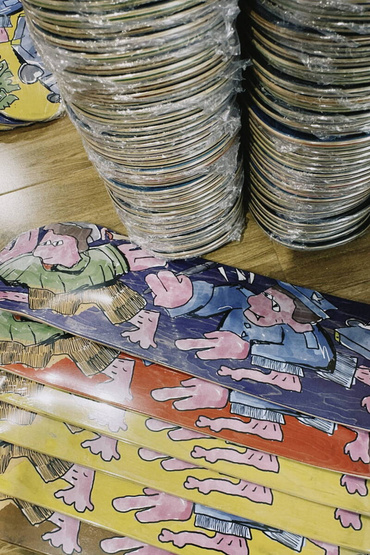 Raw Hide Zoot Pursuit Skateboard