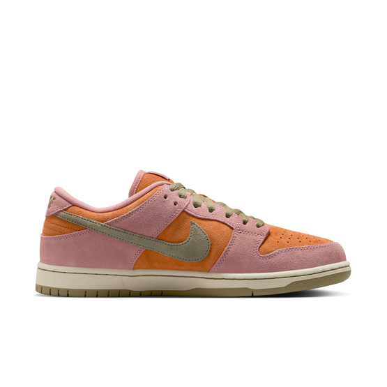 Nike SB Dunk Low Pro