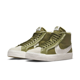 Nike SB Zoom Blazer Mid Premium Plus 