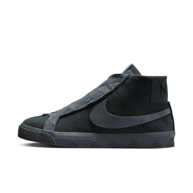Nike SB Zoom Blazer Mid QS