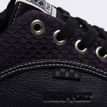 Vans Skate Lampin x Pass-Port  (Black/Purple)