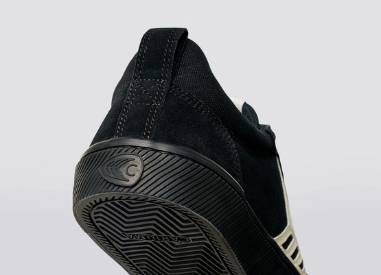 buty Cariuma Catiba Pro (All Black)