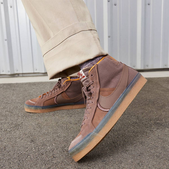 Buty Nike SB Zoom Blazer Mid Premium Plus 