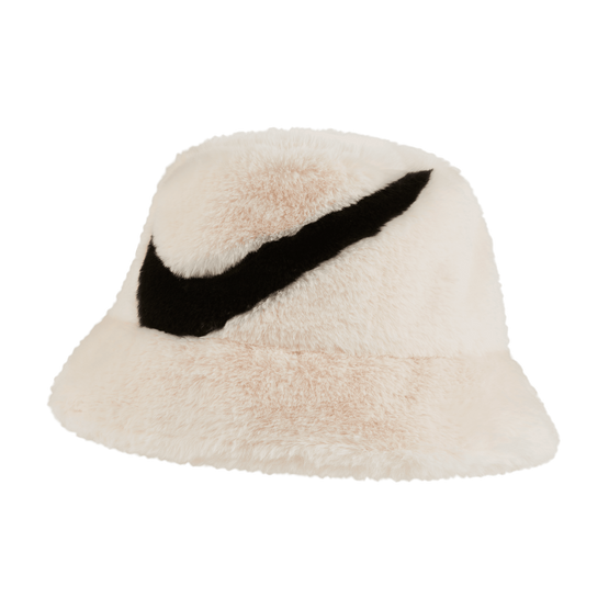 Czapka Nike Sb Swoosh hat in faux fur