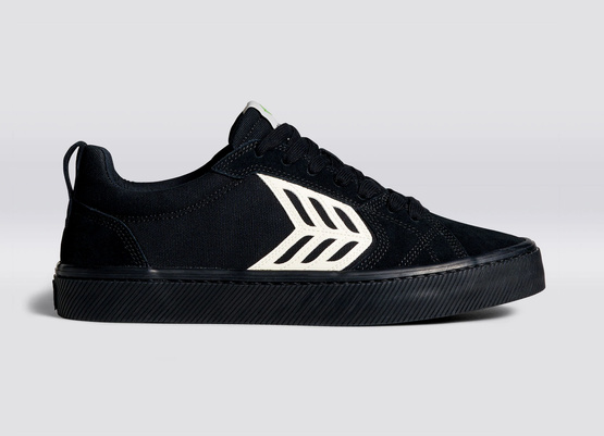 buty Cariuma Catiba Pro (All Black)