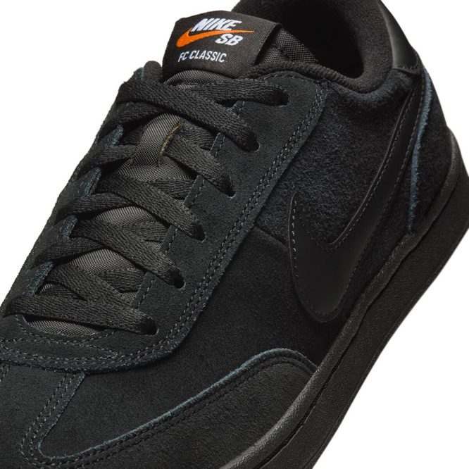 Nike sb fc classic