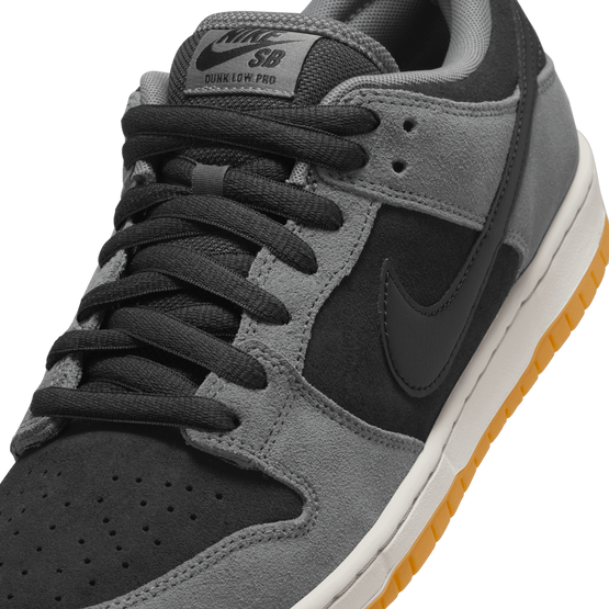 Nike SB Dunk Low Dark Smoke Grey