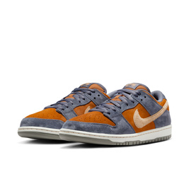 Nike SB Dunk Low Light Carbon Monarch