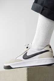 Nike SB Adversary WHITE/BLACK-WHITE