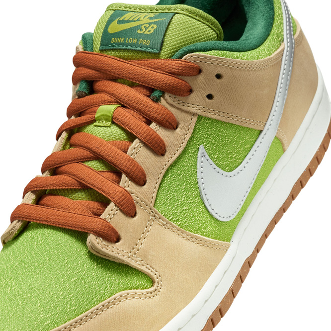 Nike SB Dunk Low Escargot