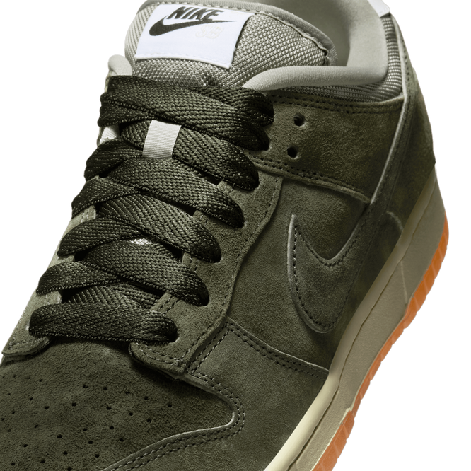 Nike SB Dunk Low Pro B 