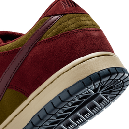 Nike SB Dunk Low Pro ISO