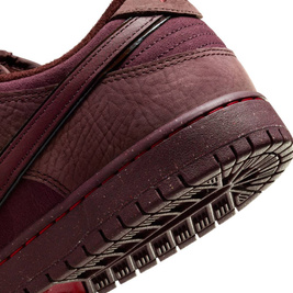 Nike SB Dunk Low City Of Love Burgundy Crush