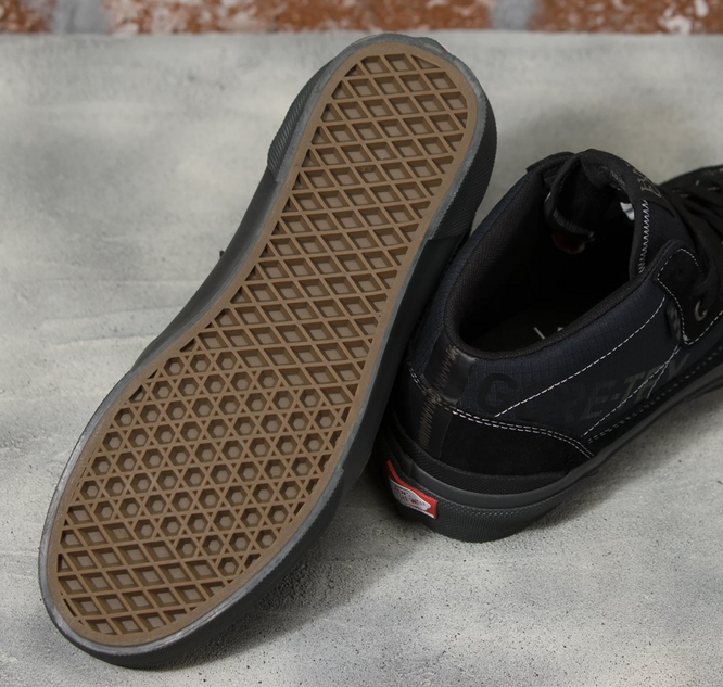 Vans Skate Half Cab '92 GORETEX  (Black)