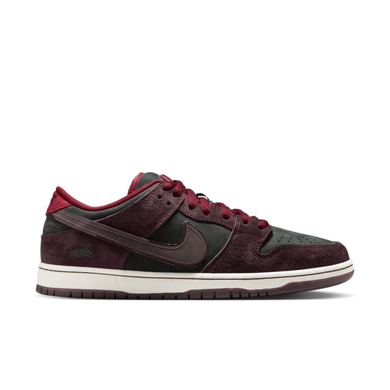 Buty Nike SB Dunk Low Riot Skateshop