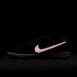 Buty Nike SB Dunk Low Riot Skateshop