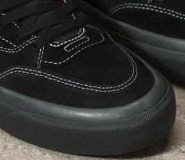 Vans Skate Half Cab '92 GORETEX  (Black)