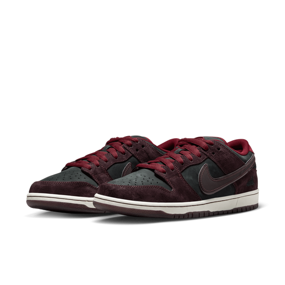 Buty Nike SB Dunk Low Riot Skateshop