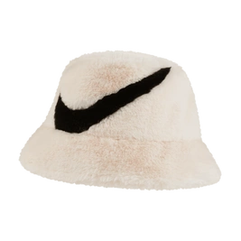 Czapka Nike Sb Swoosh hat in faux fur