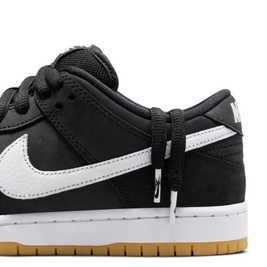 Nike SB Dunk Low Black Gum